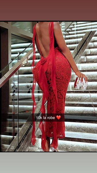 Robe rouge élégante