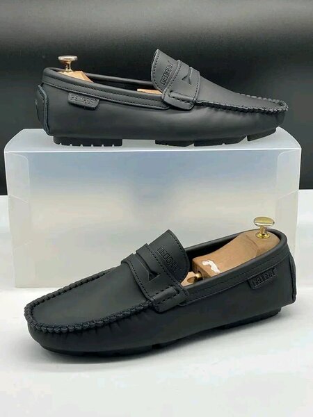 Mocassins élégants en cuir homme