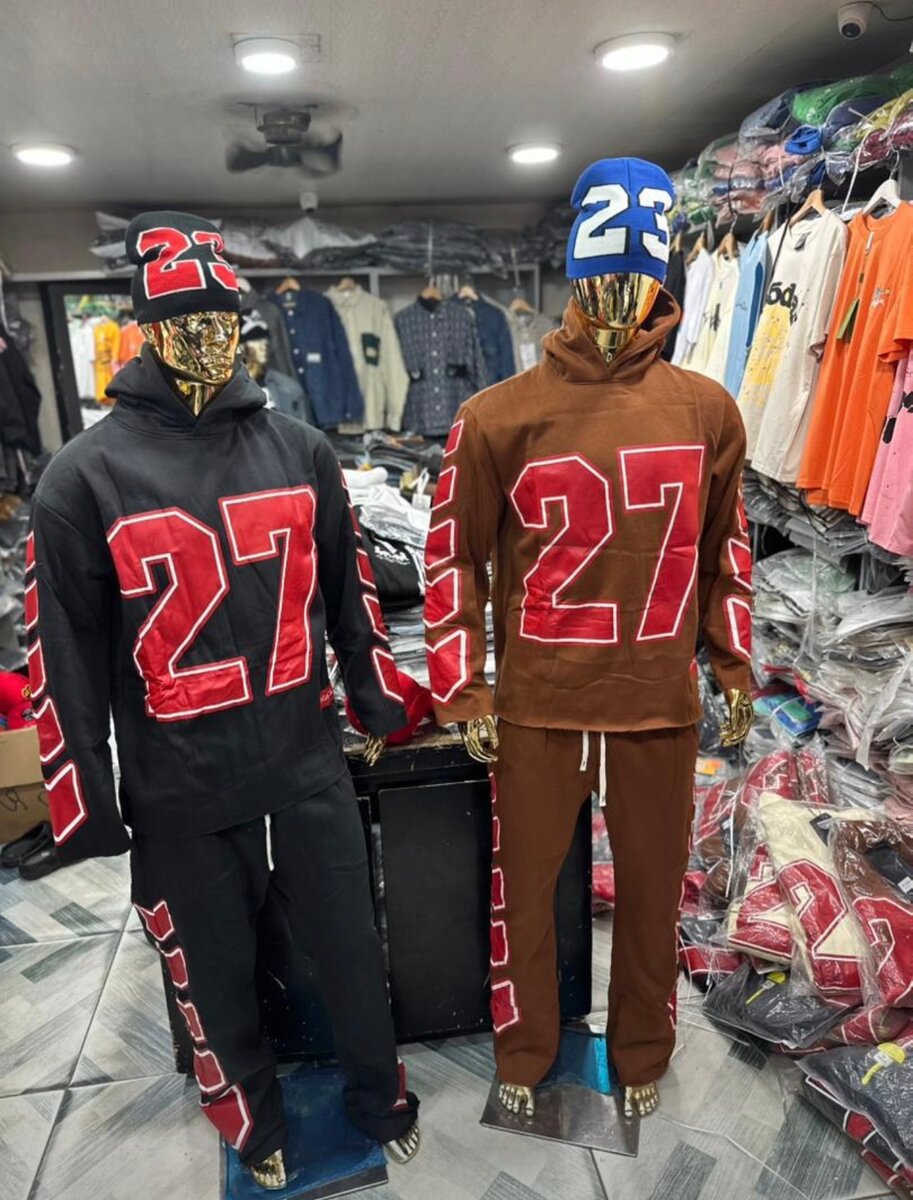 Sweats à capuche numérotés