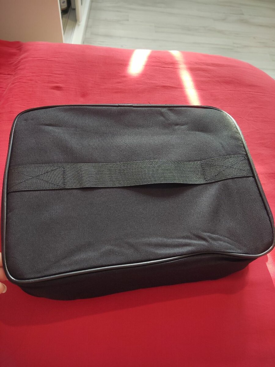 Сумка для документов.