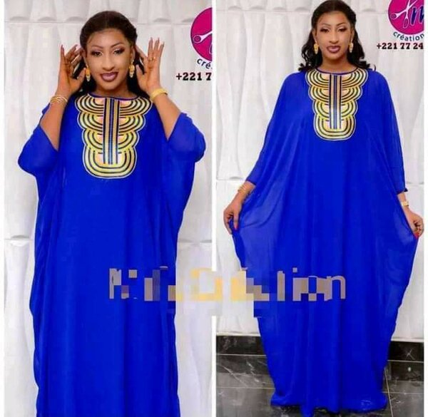 ROBE BLEU
