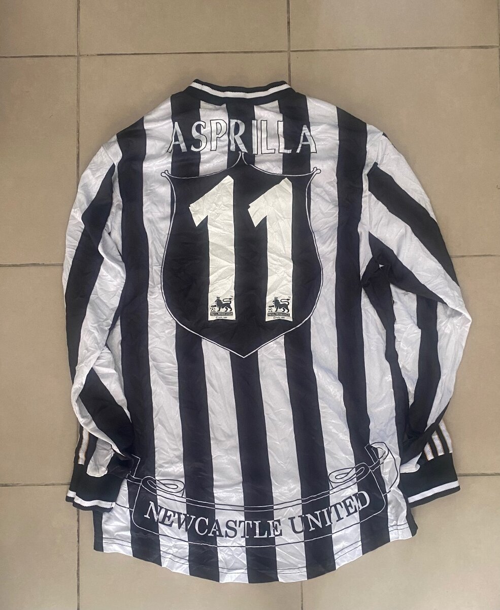 Maillot Newcastle United rétro