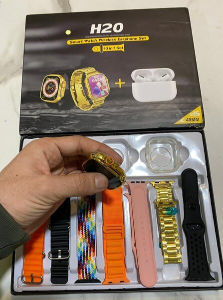 H20 Smart watch with Airpods