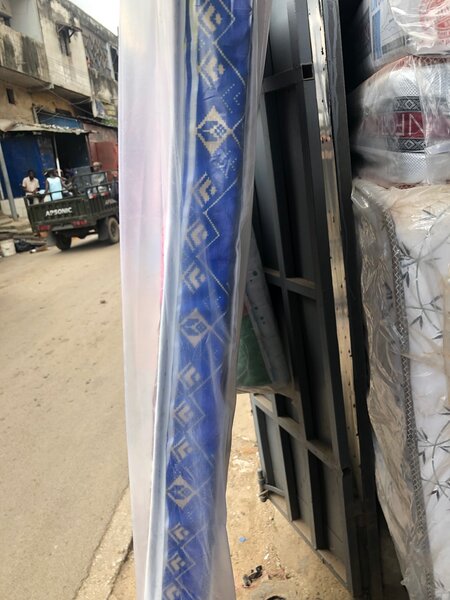 Matelas une place épaisseur 8