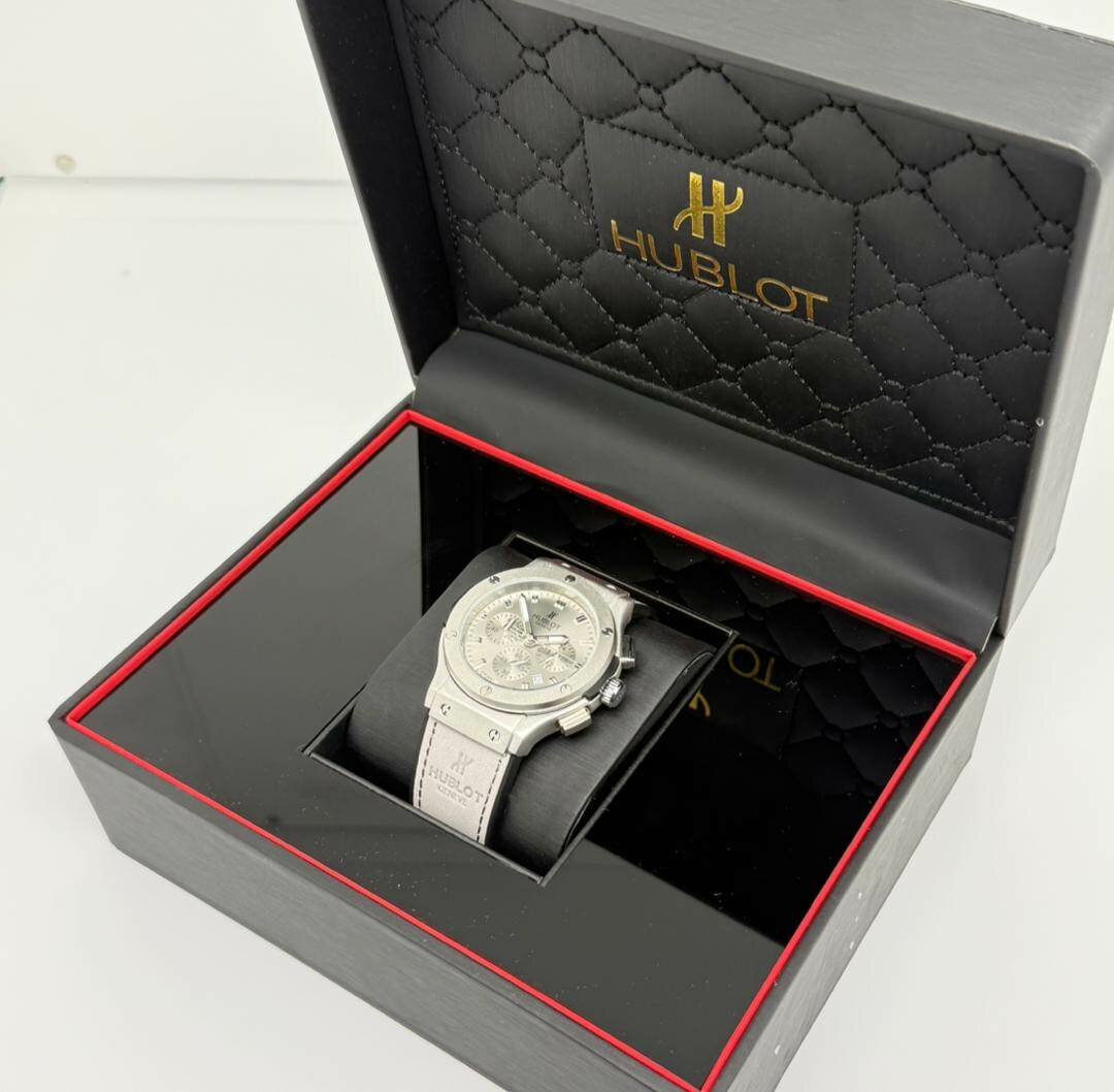 Montre élégante Hublot Homme