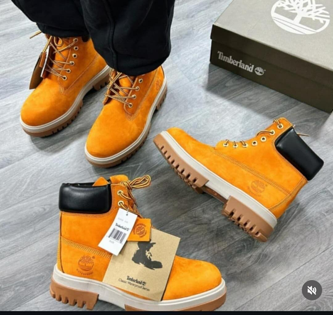 TIMBERLAND BOOT