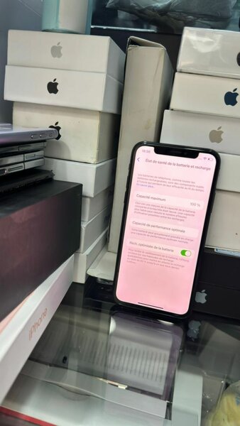 iPhone X 64g très propre