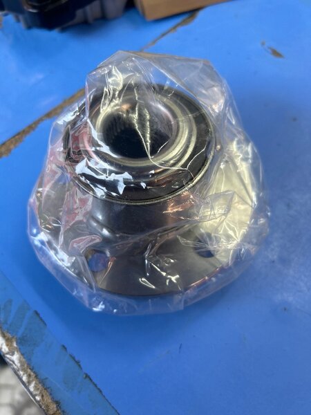 Передний подшибник поло 2010-2021