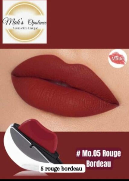 Rouge à lèvres mat Mo.01 & Mo.05