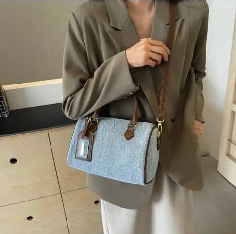 Sac bandoulière en toile élégante