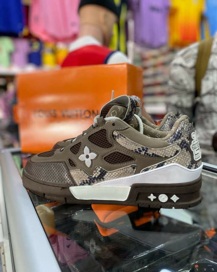 Lv shoes