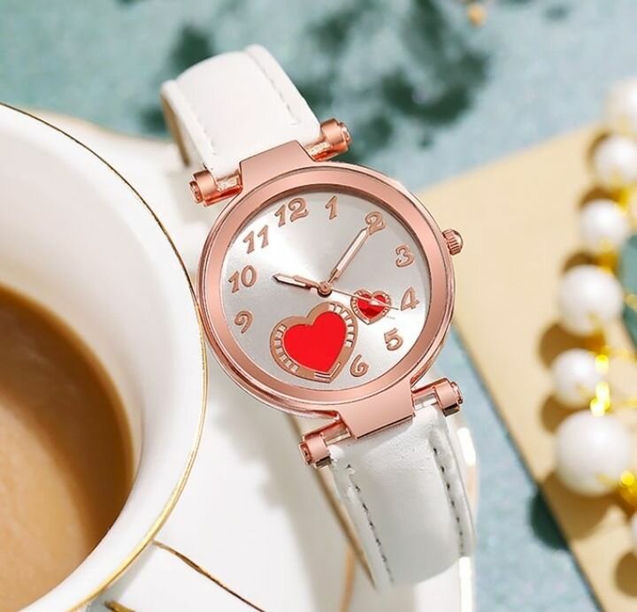 Women Watch Heart Dial Plate Anti-Scratch Faux Leather-White
