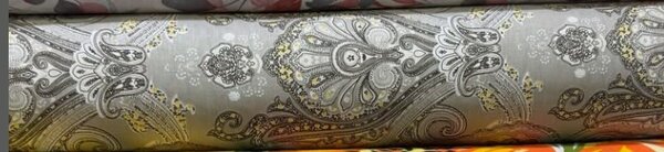 Рулон красивой узорчатой ткани Ранфорс