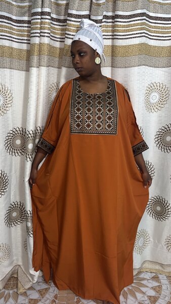 Boubou disponible