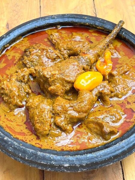 Foutou et riz sauce graine