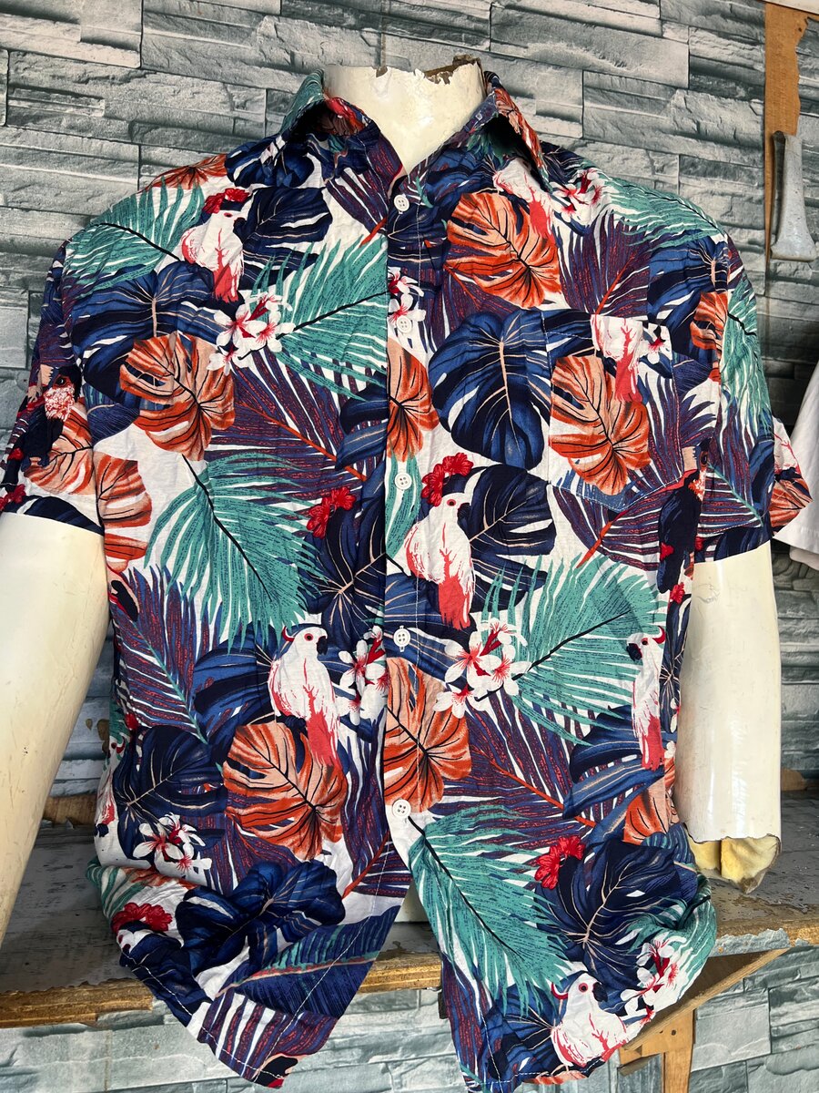 Chemises à motifs pour hommes