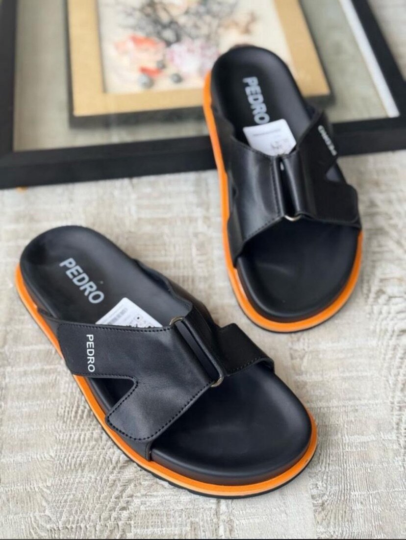 Chaussures en cuir élégant