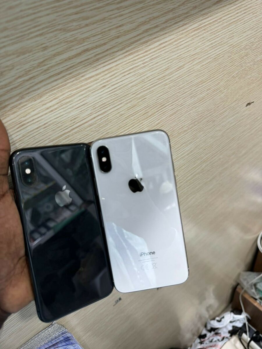 iPhone X 64G Sans ID