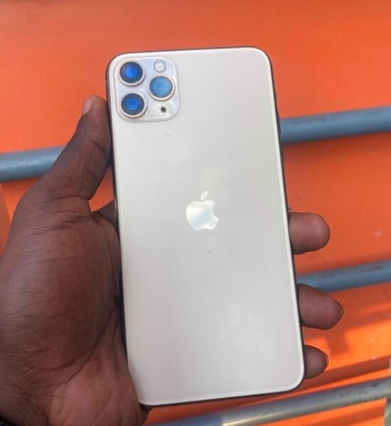 iPhone 11 Pro Max 128 gig