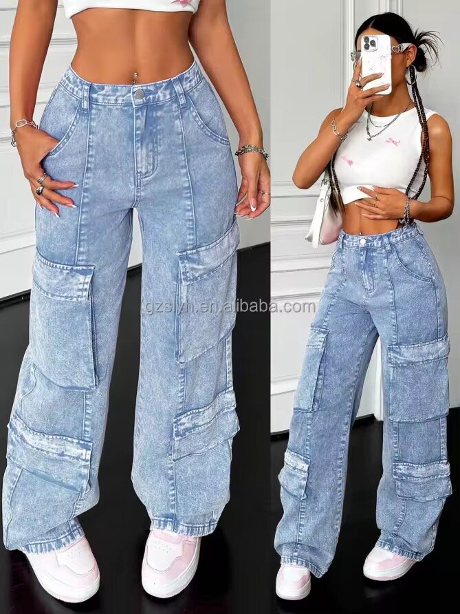 Pantalon cargo en denim chic