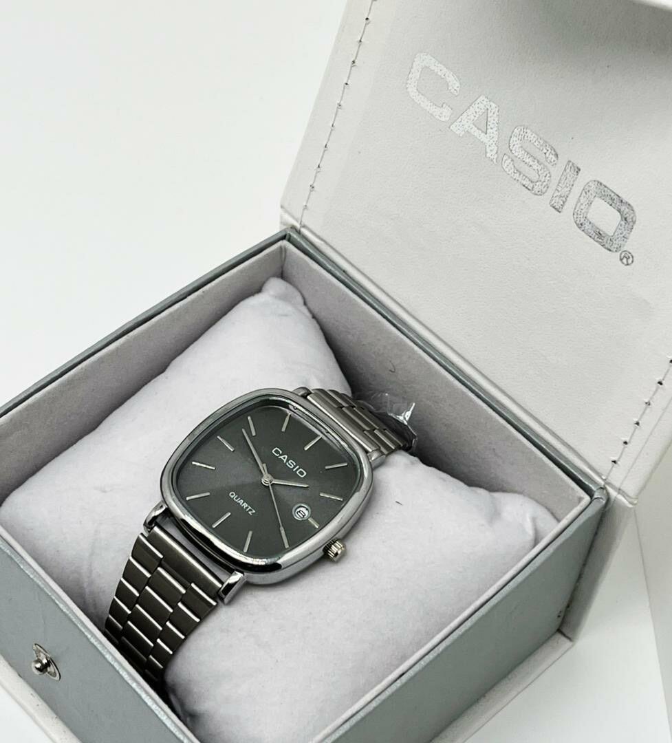 Montre Casio classique homme