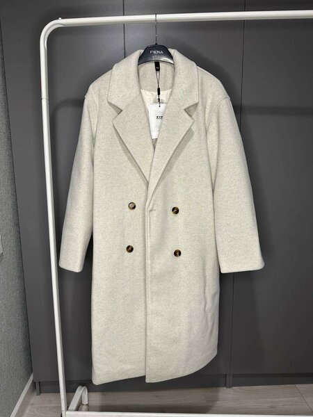 Теплое пальто с подкладом