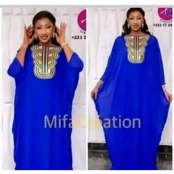 Robe caftan bleu élégante