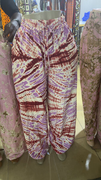 Pantalons larges imprimés femme