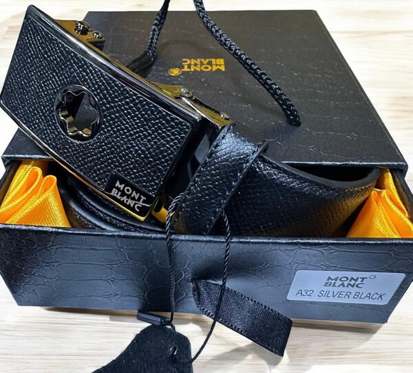 Ceinture en cuir noire élégante