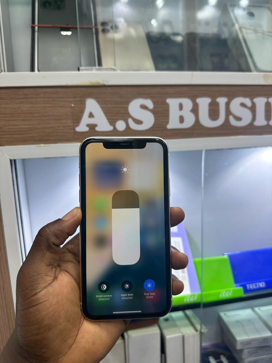 iPhone 11 simple 64gb