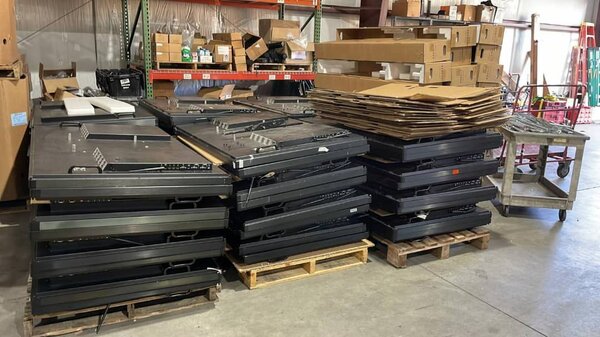 Interactive Digital Smart Board TV (Slightly Used) For Sale