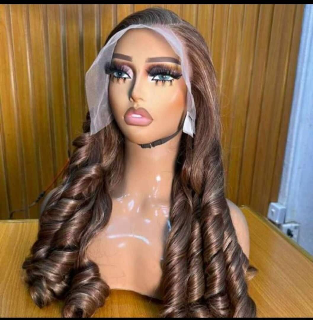 Full frontal bounce wig