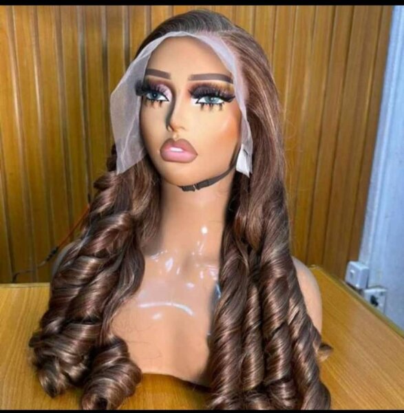 Full frontal bounce wig