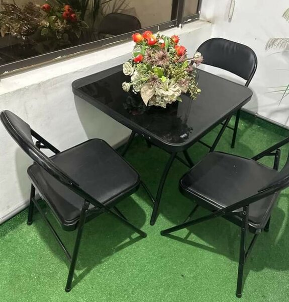 Tables et chaises pliantes