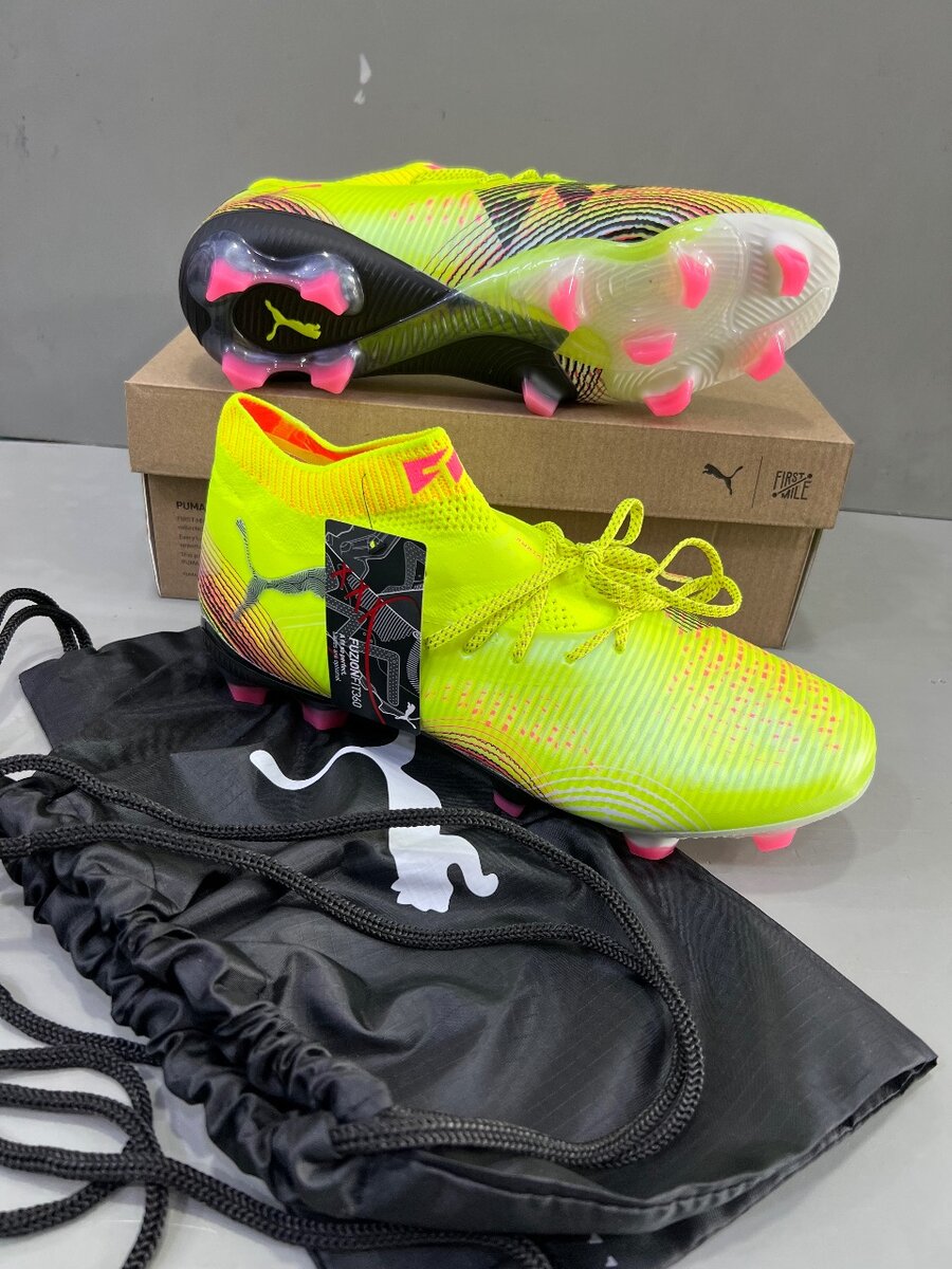 Crampons de foot futur pro fg