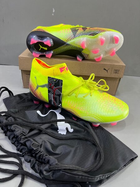 Crampons de foot futur pro fg