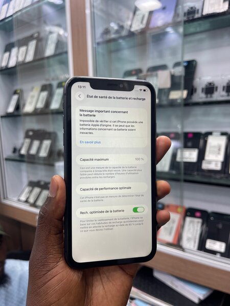 iPhone 11 Noir 64 Go