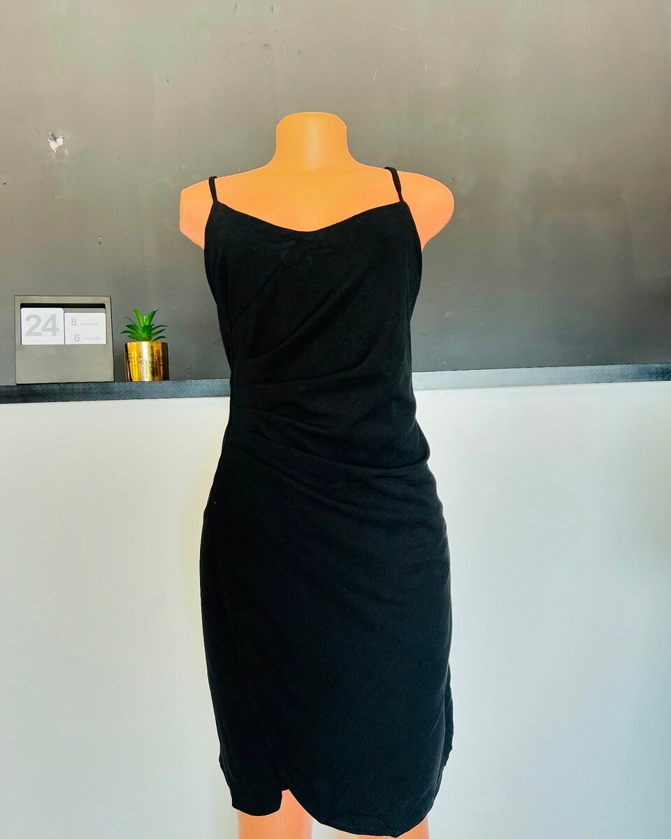  women's beautiful dress 