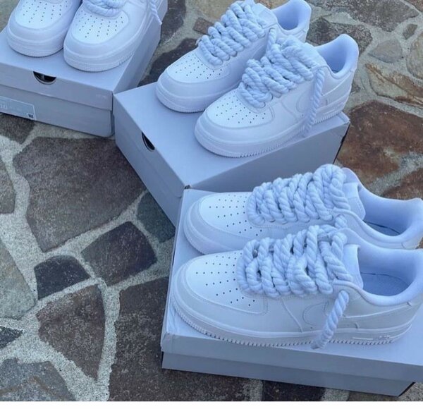 NIKE AIRFORCE BIG LACE