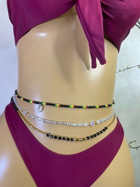 Chaîne de lunettes perles rouges