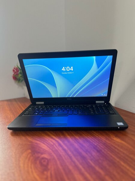 DELL LATITUDE 5570 CORE I5 256GB SSD 8GB RAM