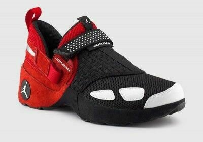 AIR JORDAN TRUNNER