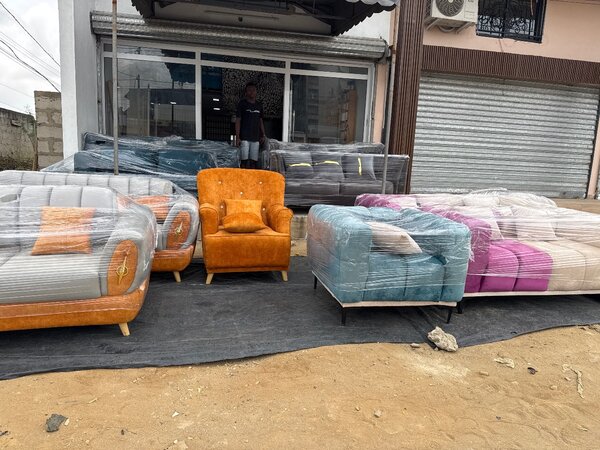 Canapé élégant et moderne