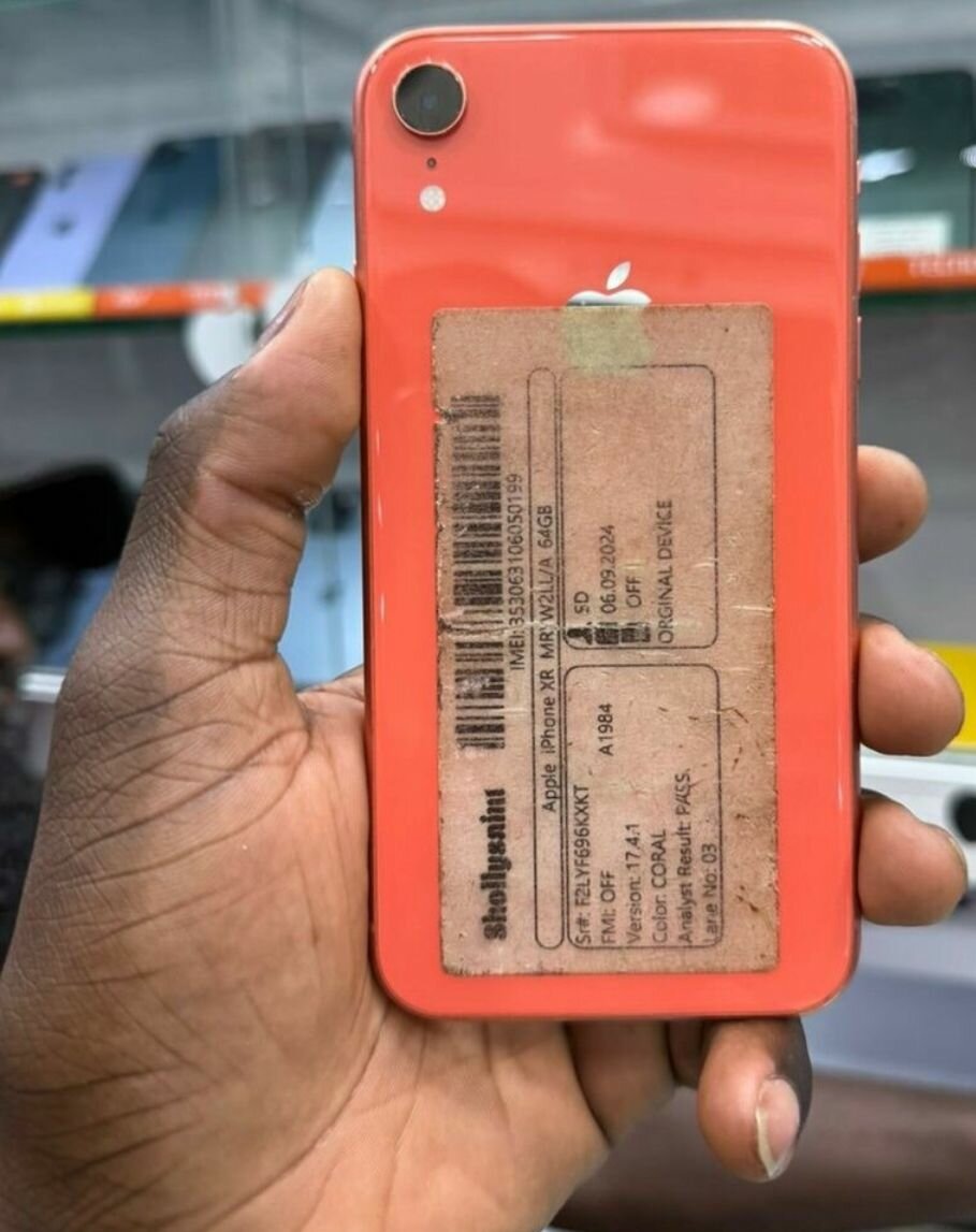 iPhone XR 64GB Corail