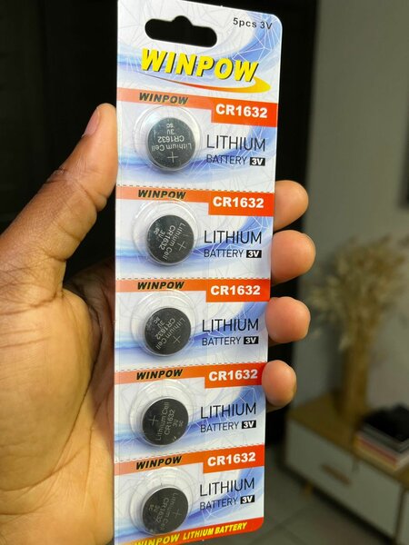 1 pile lithium CR1632