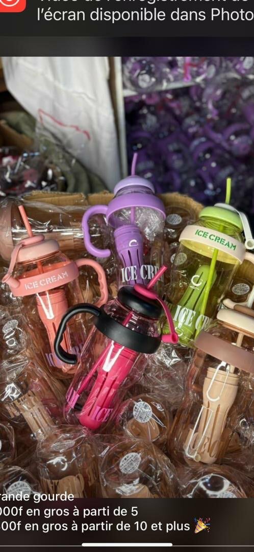 Gourde avec paille "Lucky"