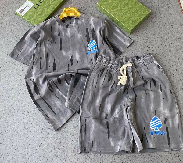 FASHION TREND TOP AND DOWN SHORTS