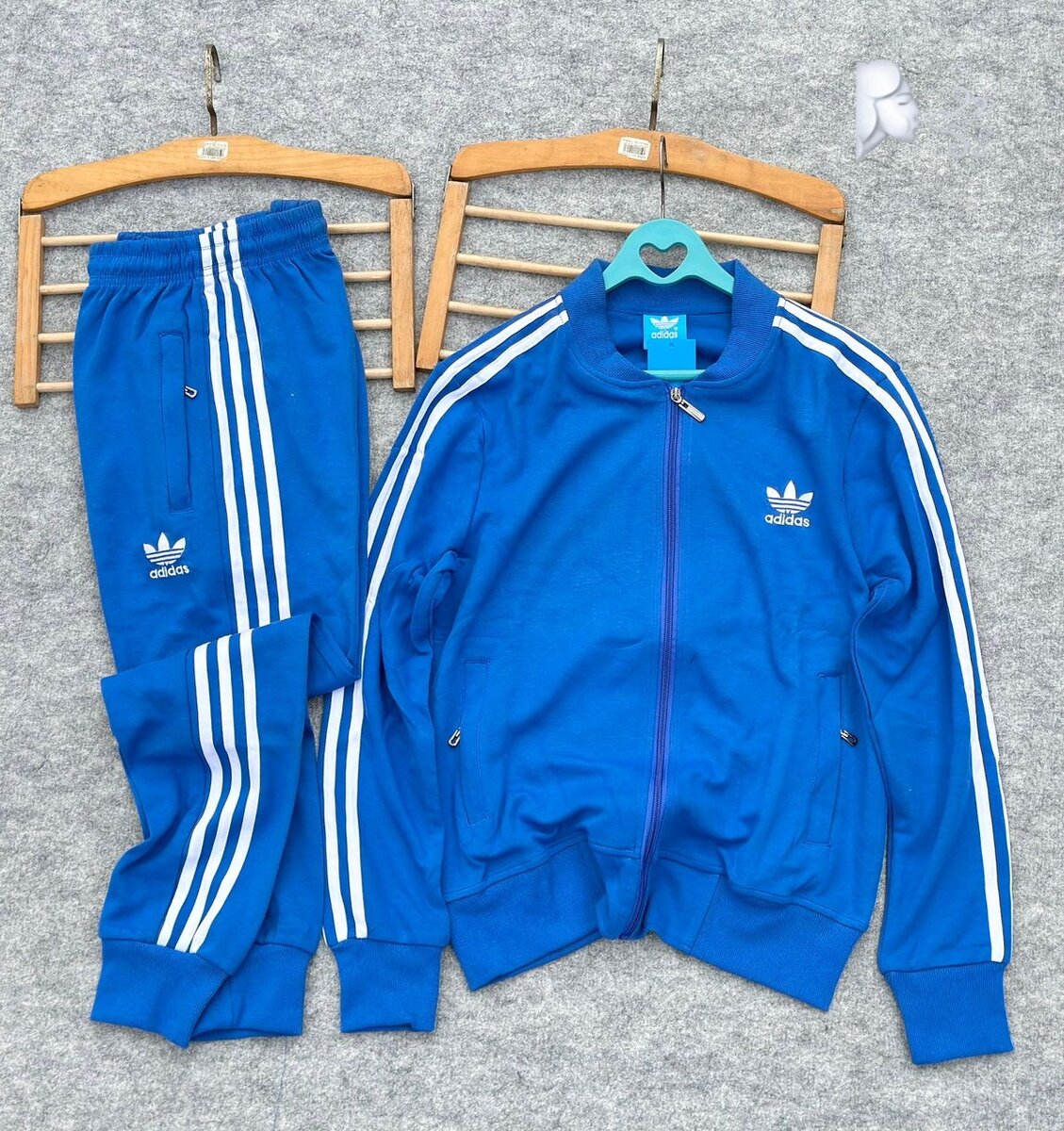 Ensemble de marque