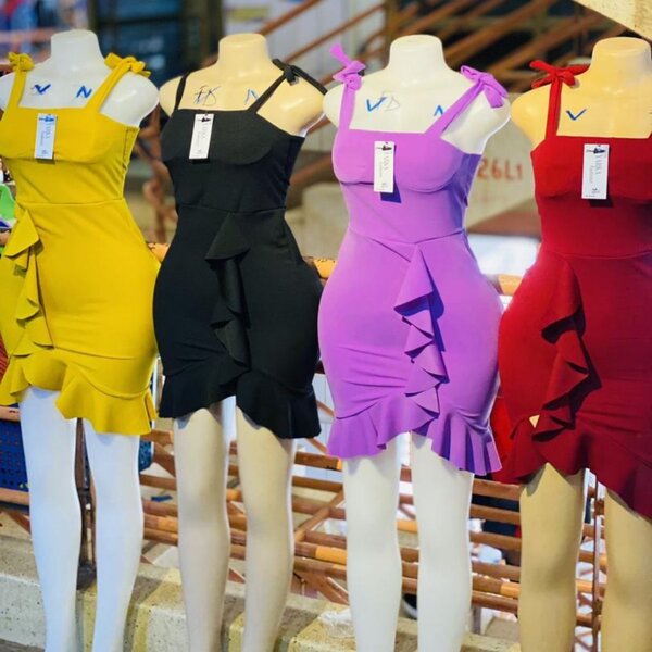 Robe sexy disponible