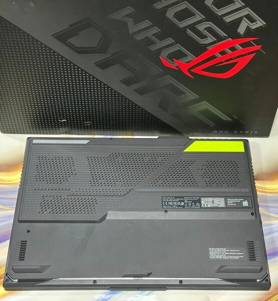 ASUS ROG STRIX G713F 2023 RYZEN 9